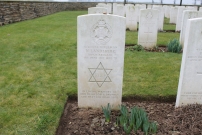 Warlincourt Halte British Cemetery, Saulty, France